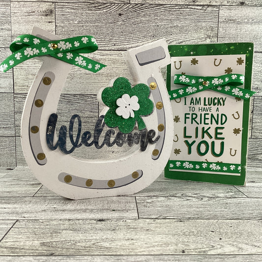 AGD St Patrick's Decor - Chunky Horseshoe Lucky Friend Sign 2pc Set
