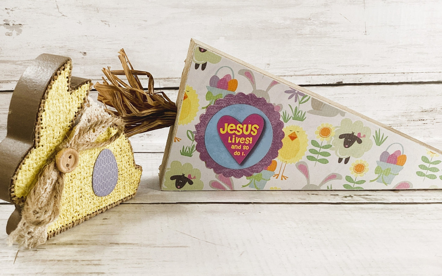 AGD Easter Decor - Jesus Lives Wood Carrot Runny Rabbit 2pc Set