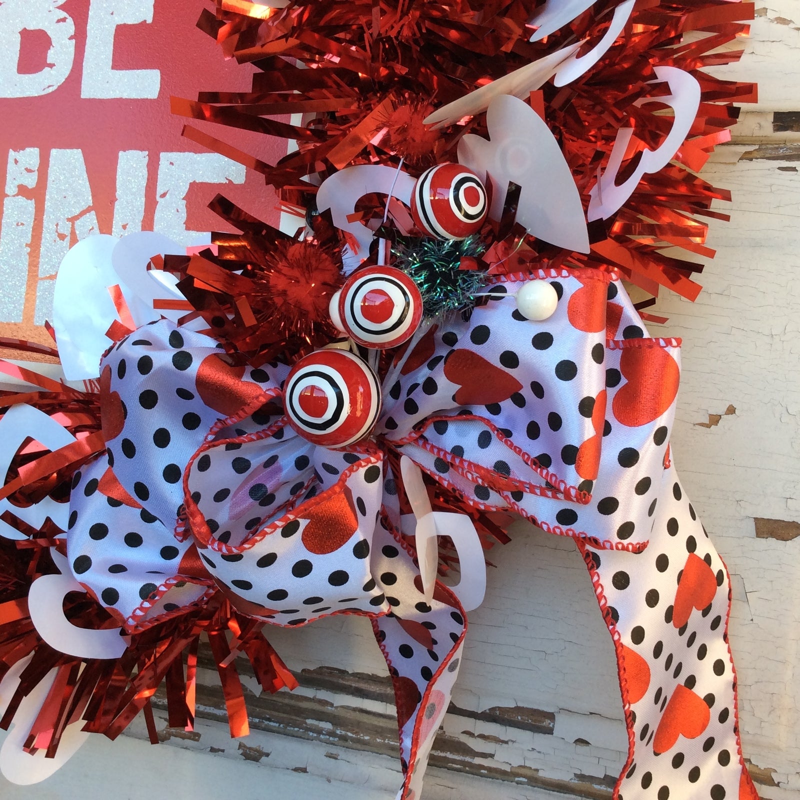 AGD Valentines Decor - Red White Be Mine Tinsel Wreath
