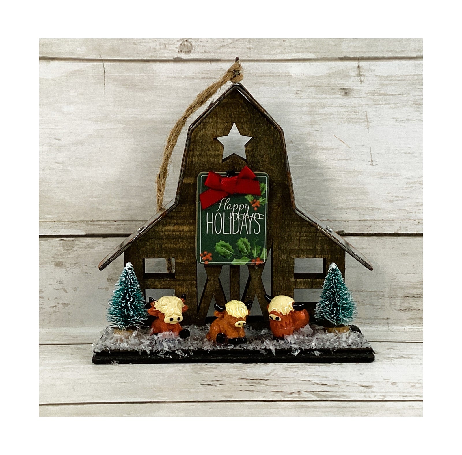 AGD Christmas Decor - Highland Scottish Cow Farmhouse Wood Barn