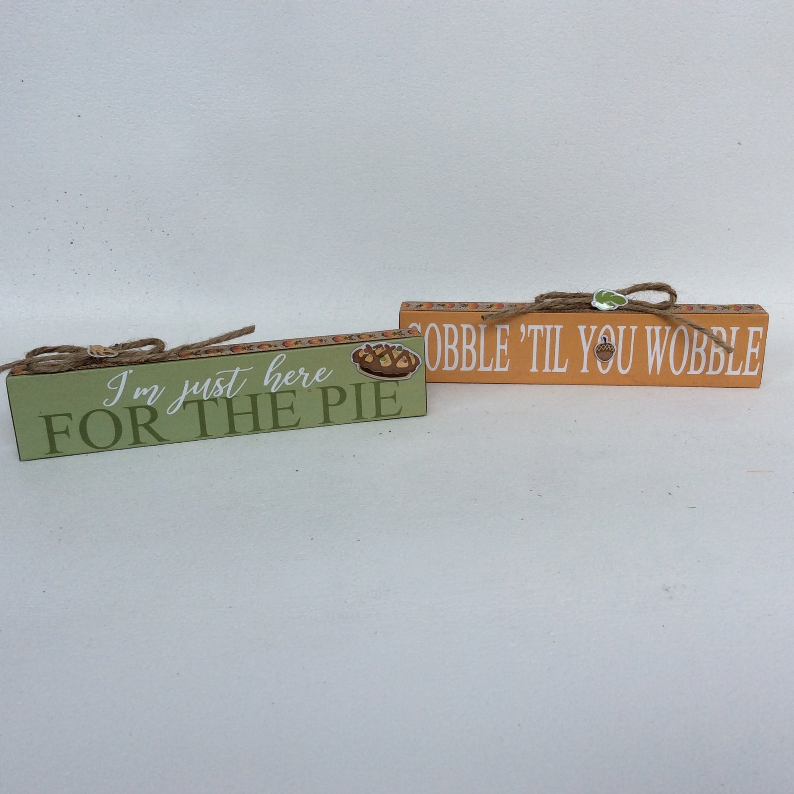 AGD Fall Decor - Gobble Wobble Eat Pie Signs 2pc Set