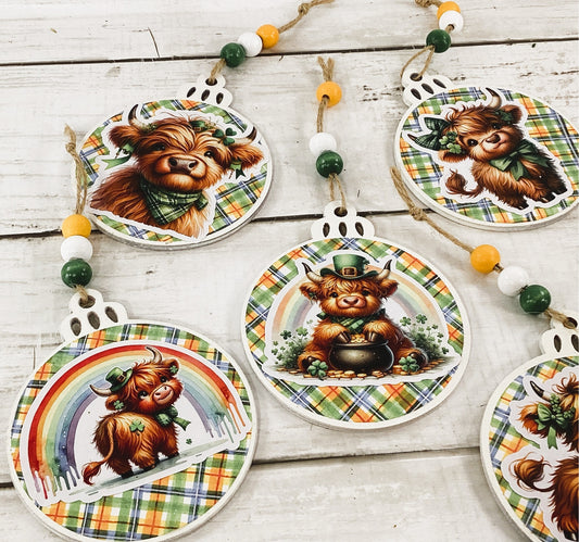 AGD St Patrick's Decor - Cute Highland Cow Ornaments 6pc Set
