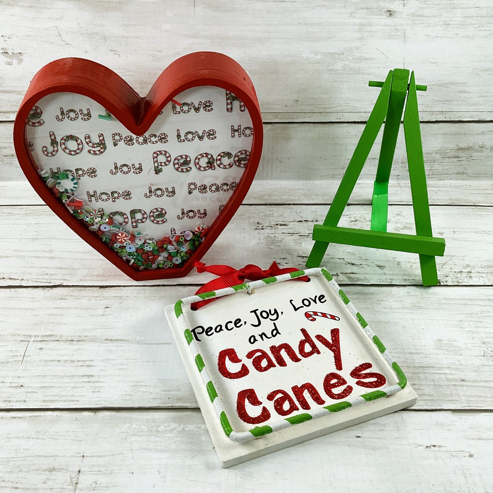 AGD Christmas Decor - Candy Cane Chunky Heart Dry Shaker & Sign