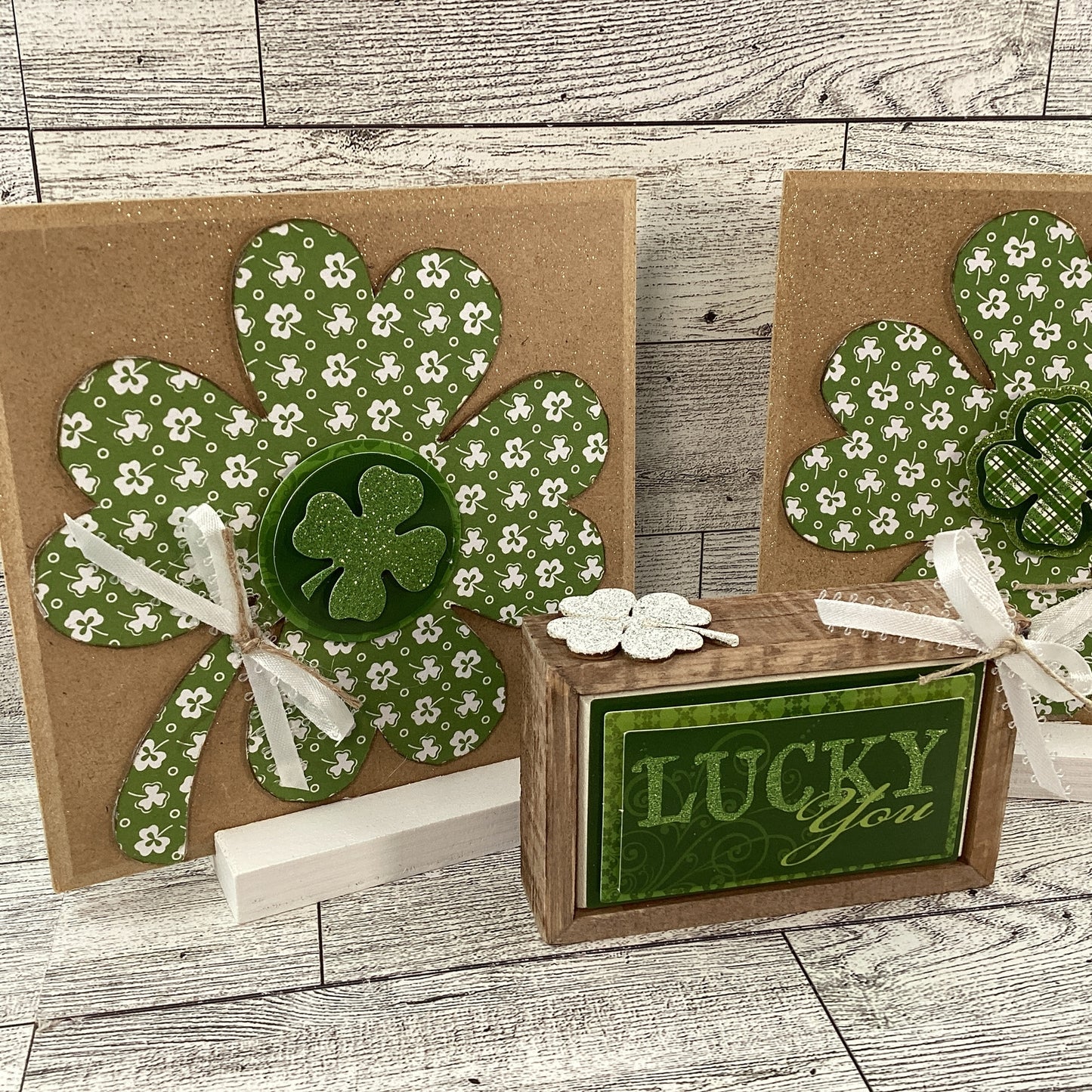 AGD St Patrick's Decor - Lucky You Irish Shamrock Clover Signs 3pc Set