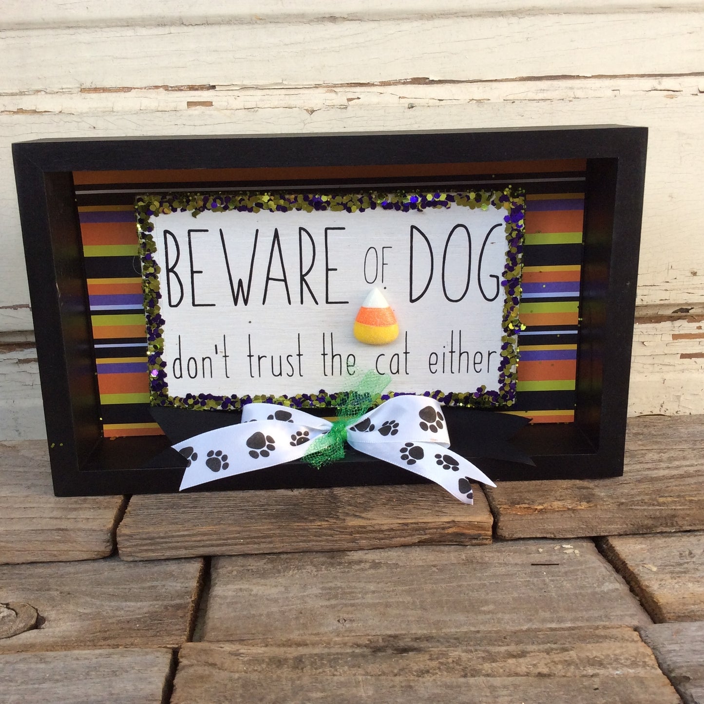 AGD Halloween Decor - Beware of Dog Dont Trust the Cat Box Sign