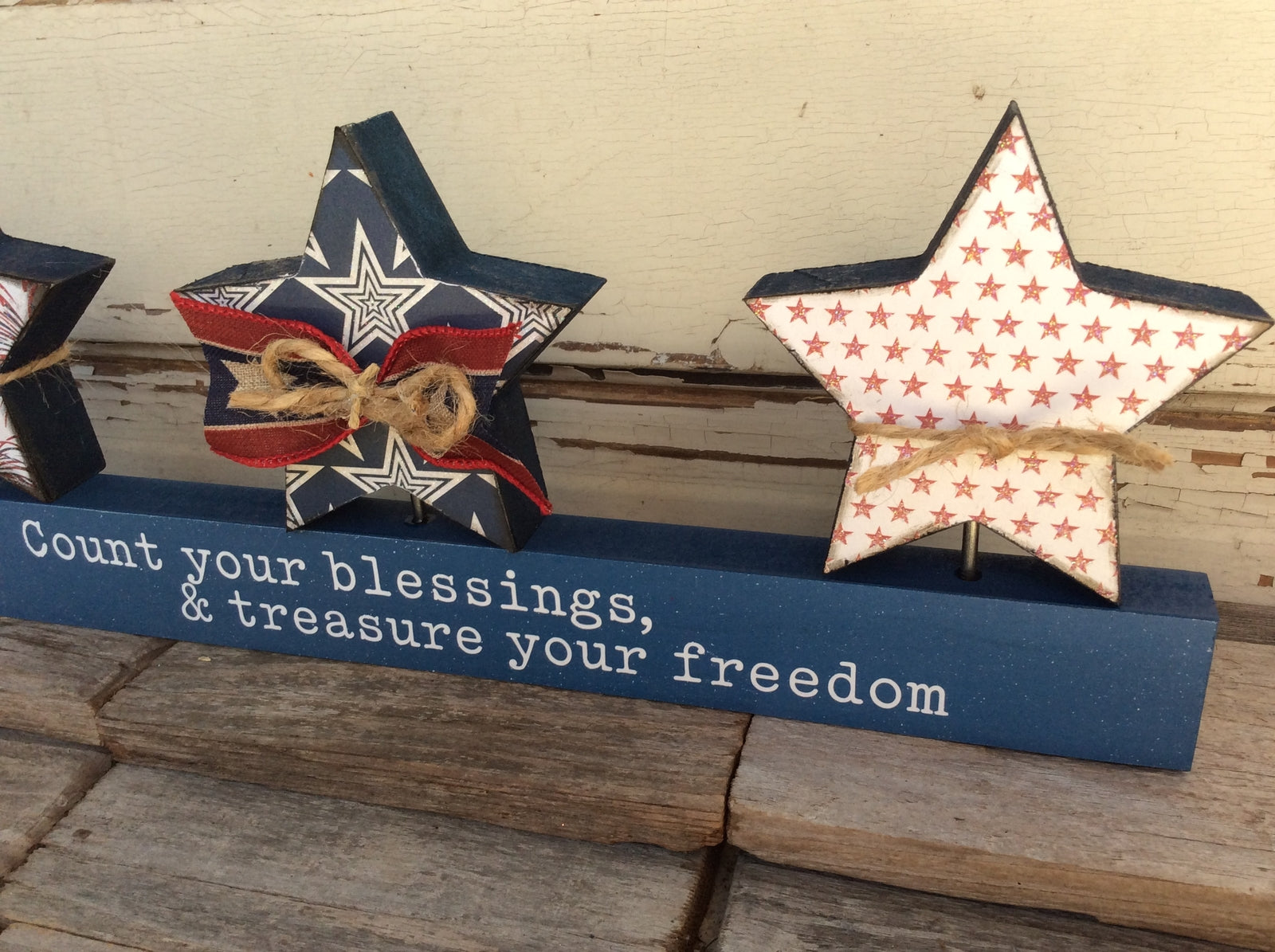 AGD Patriotic Decor - Count Blessings Treasure Your Freedom Star Chunky Wood