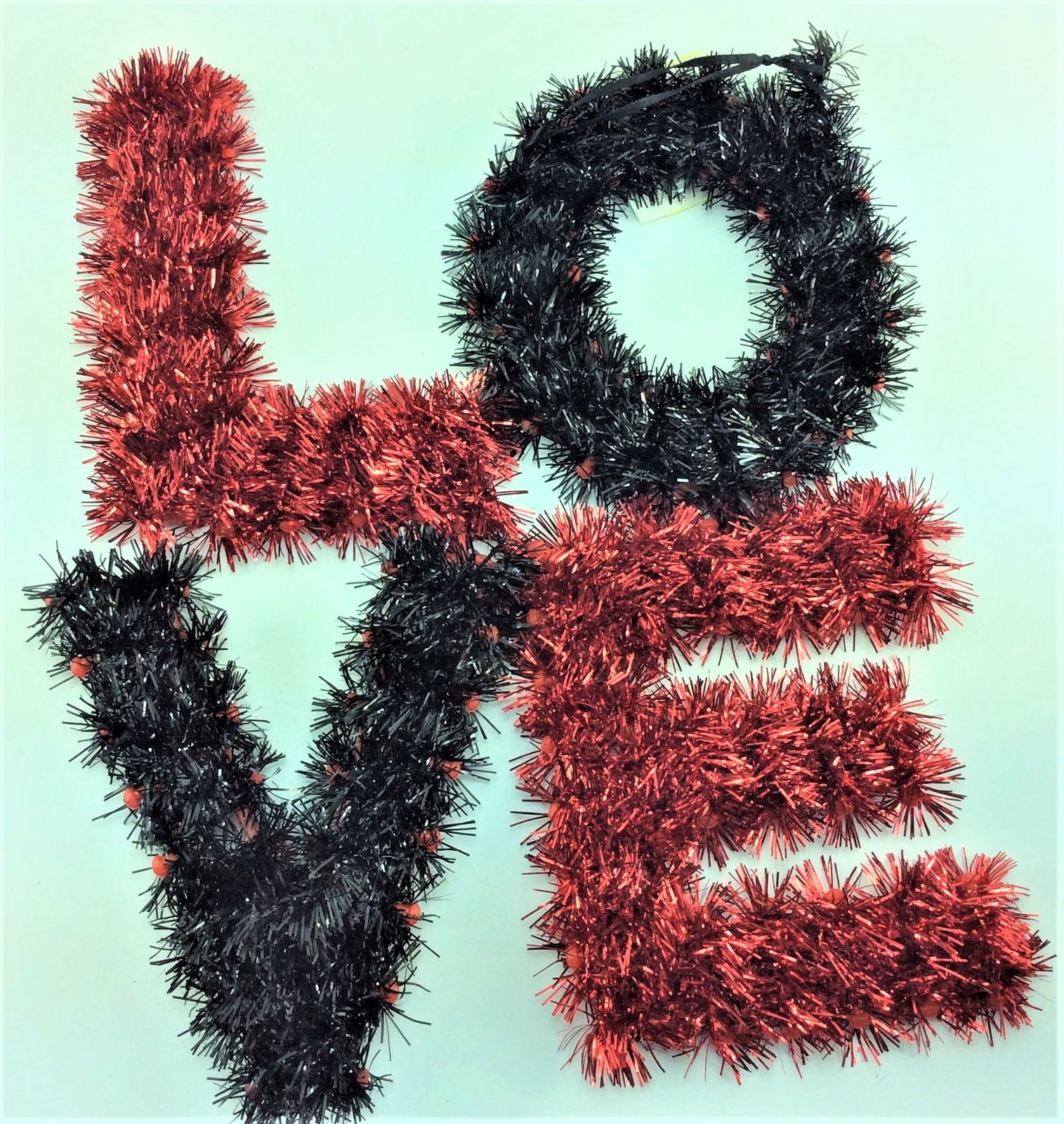 HL Valentines Decor - LOVE Word Letter Tinsel Sign