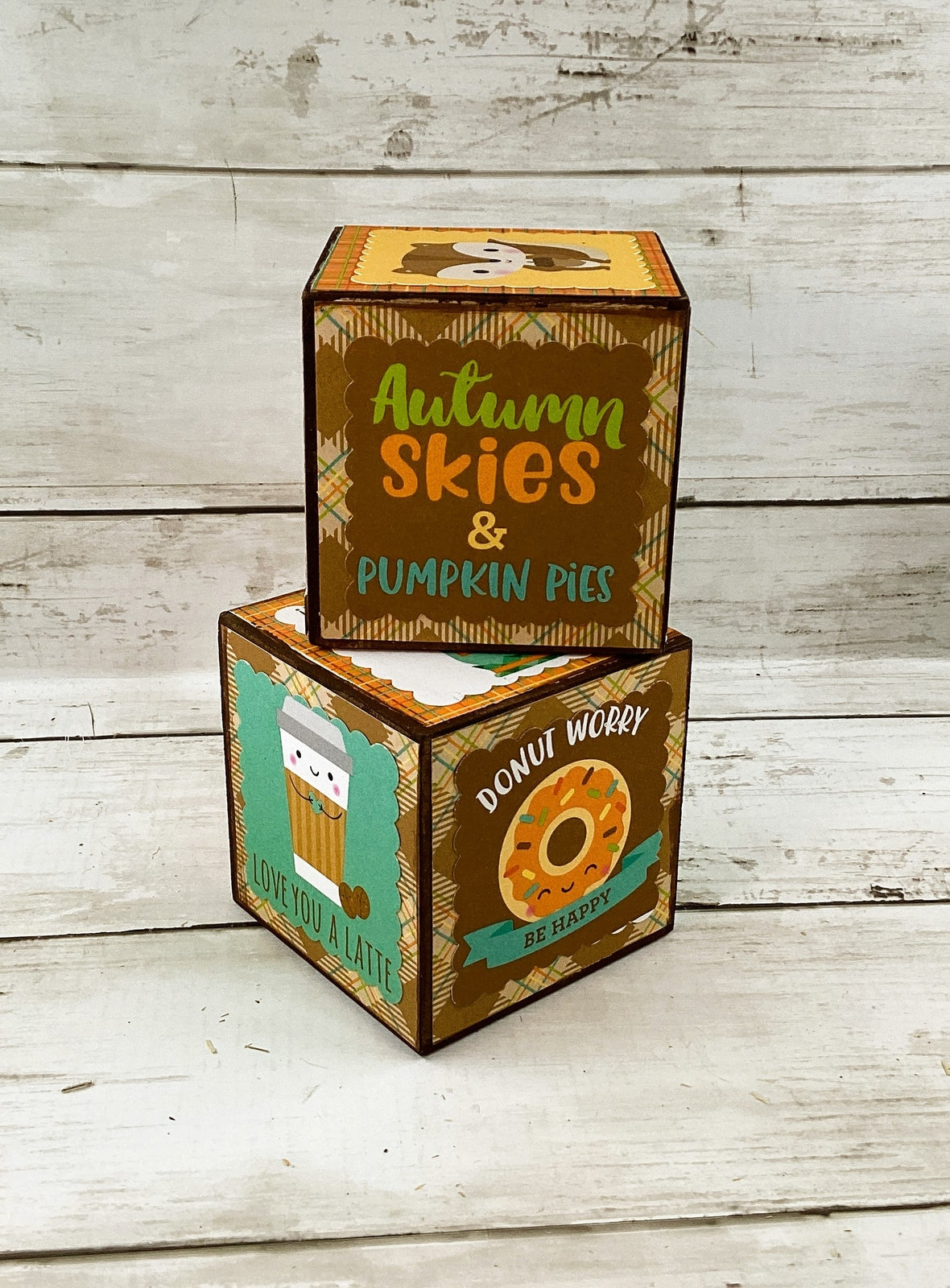 AGD Fall Decor - Wood Cube Block Harvest Forest Friends Icons 2pc