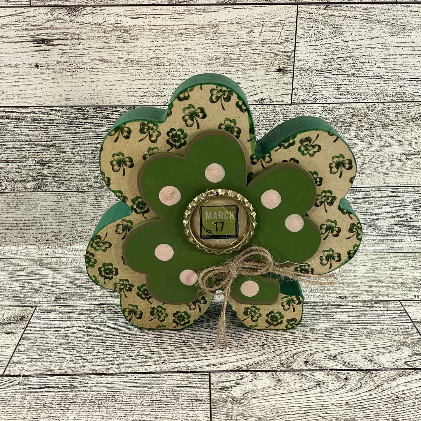 AGD Saint Patrick Decor - March 17th Chunky Wood Shamrock Sitter