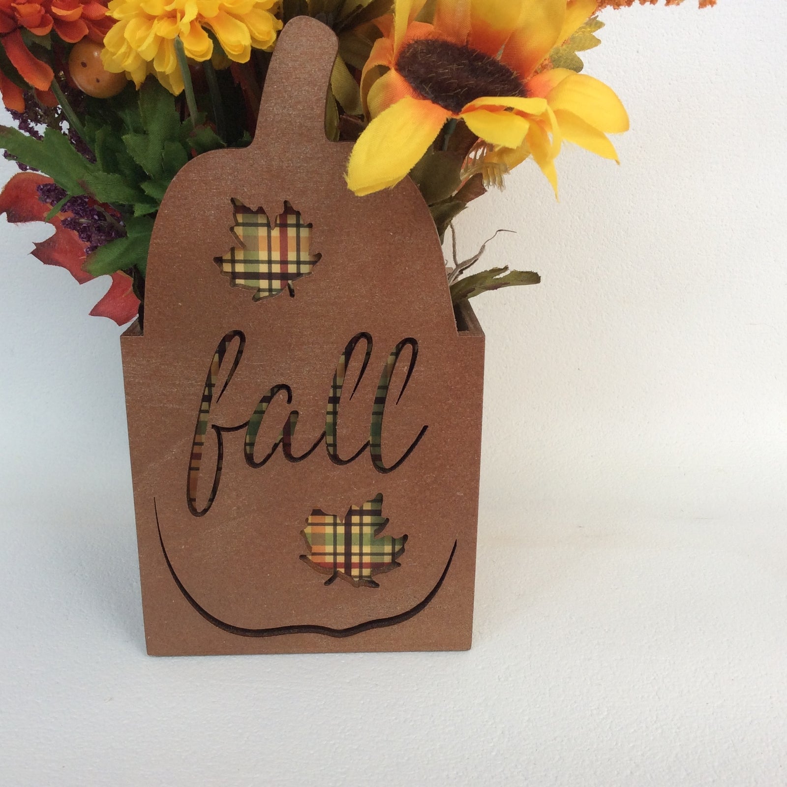 AGD Fall Decor - Harvest Plaid Small Wood Floral Flower Display