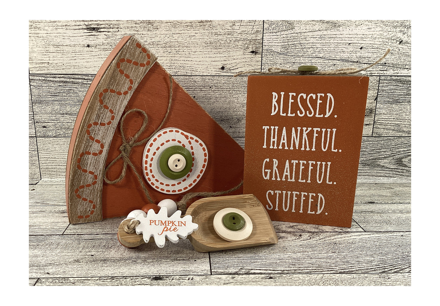 AGD Fall Decor - Pumpkin Pie Slice Stuffed Sign Spoon Garland 3pc Set