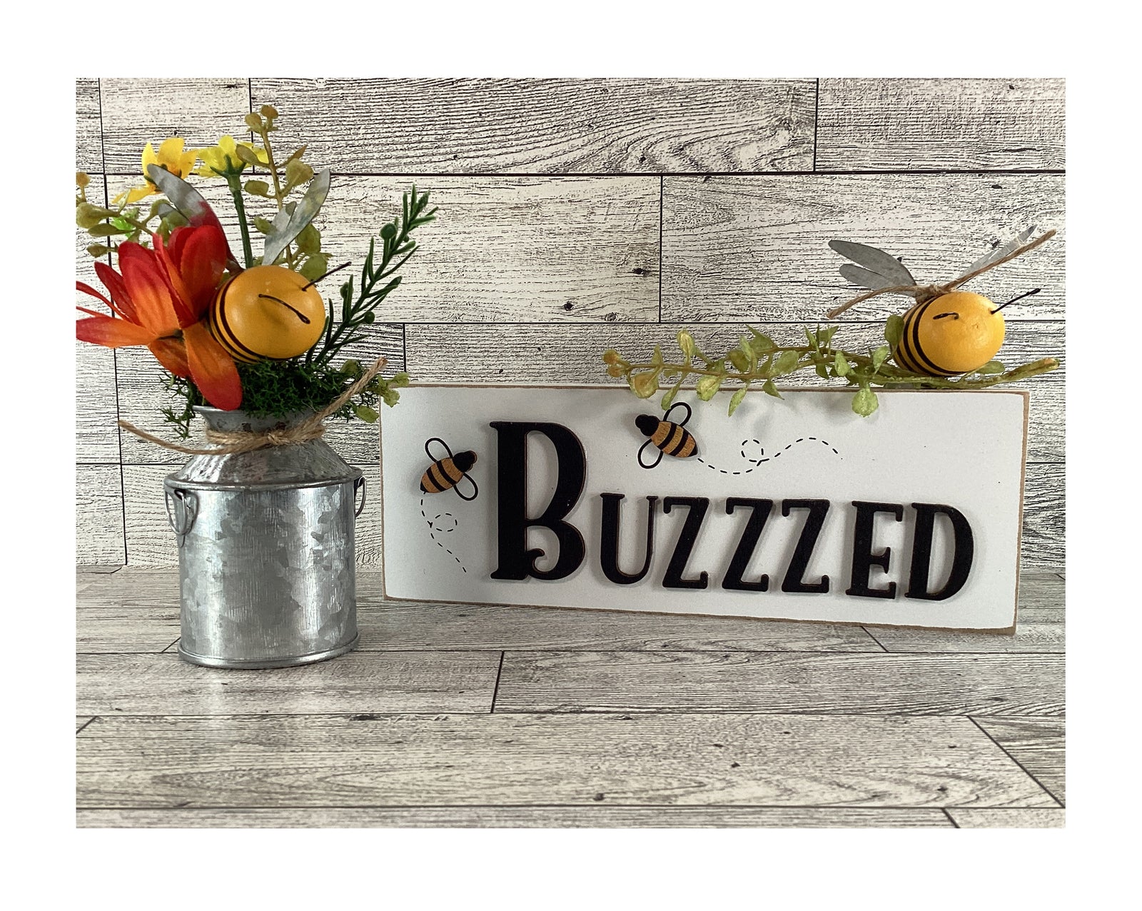 AGD Summer Decor - Bee Theme Buzzed Galvanized Tin Small Display