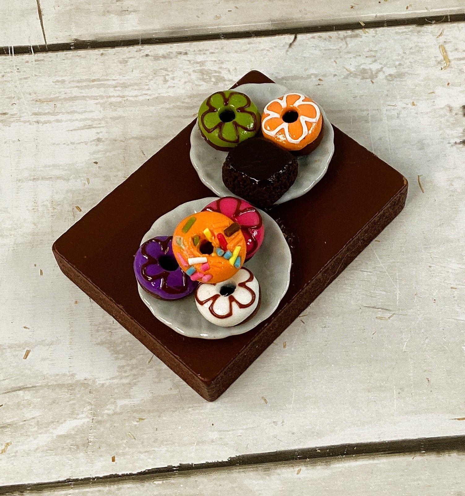 AGD Craft Supply - Miniature Donuts on Plates Display