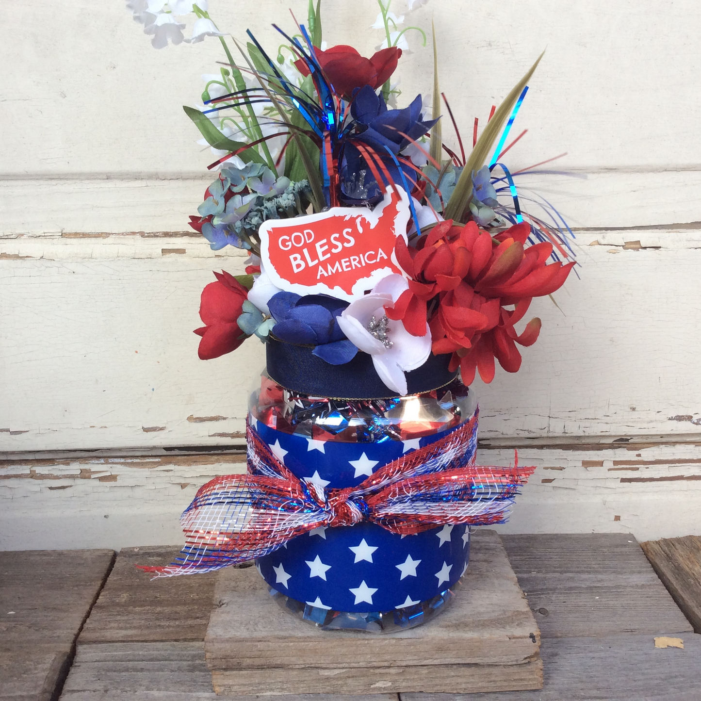 AGD Patriotic Decor - God Bless America Small Floral Centerpiece