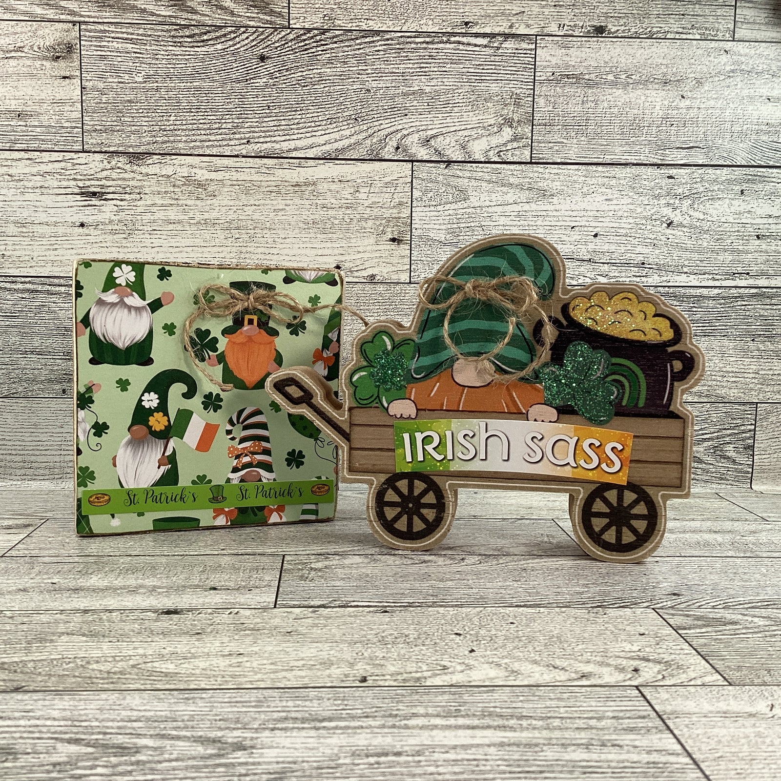 AGD St Patrick's Decor - Irish Sass Gnome Chunky Wagon Sign 2pc Set