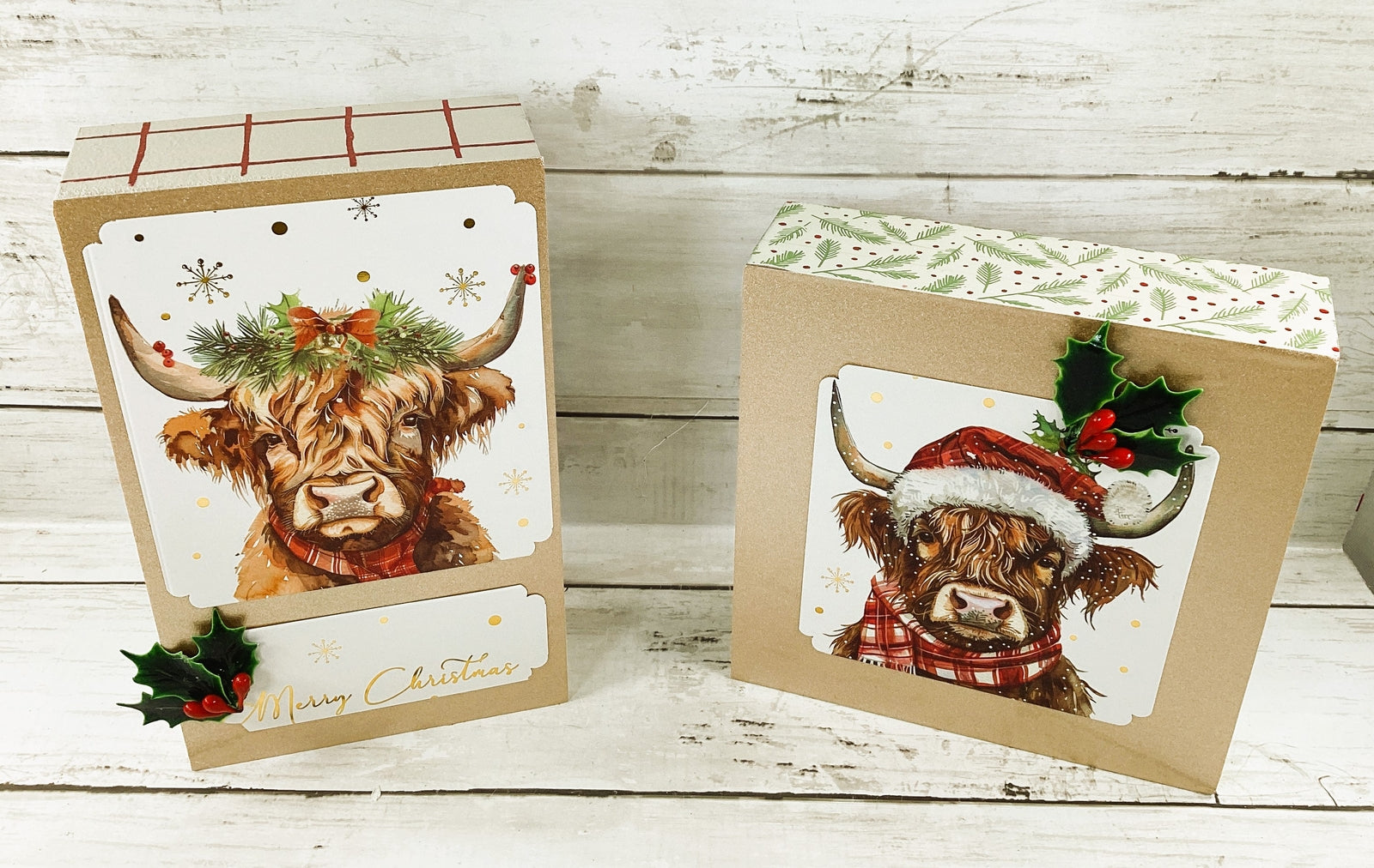 AGD Christmas Decor - Highland Scottish Cow Tabletop Box Signs 2pc Set