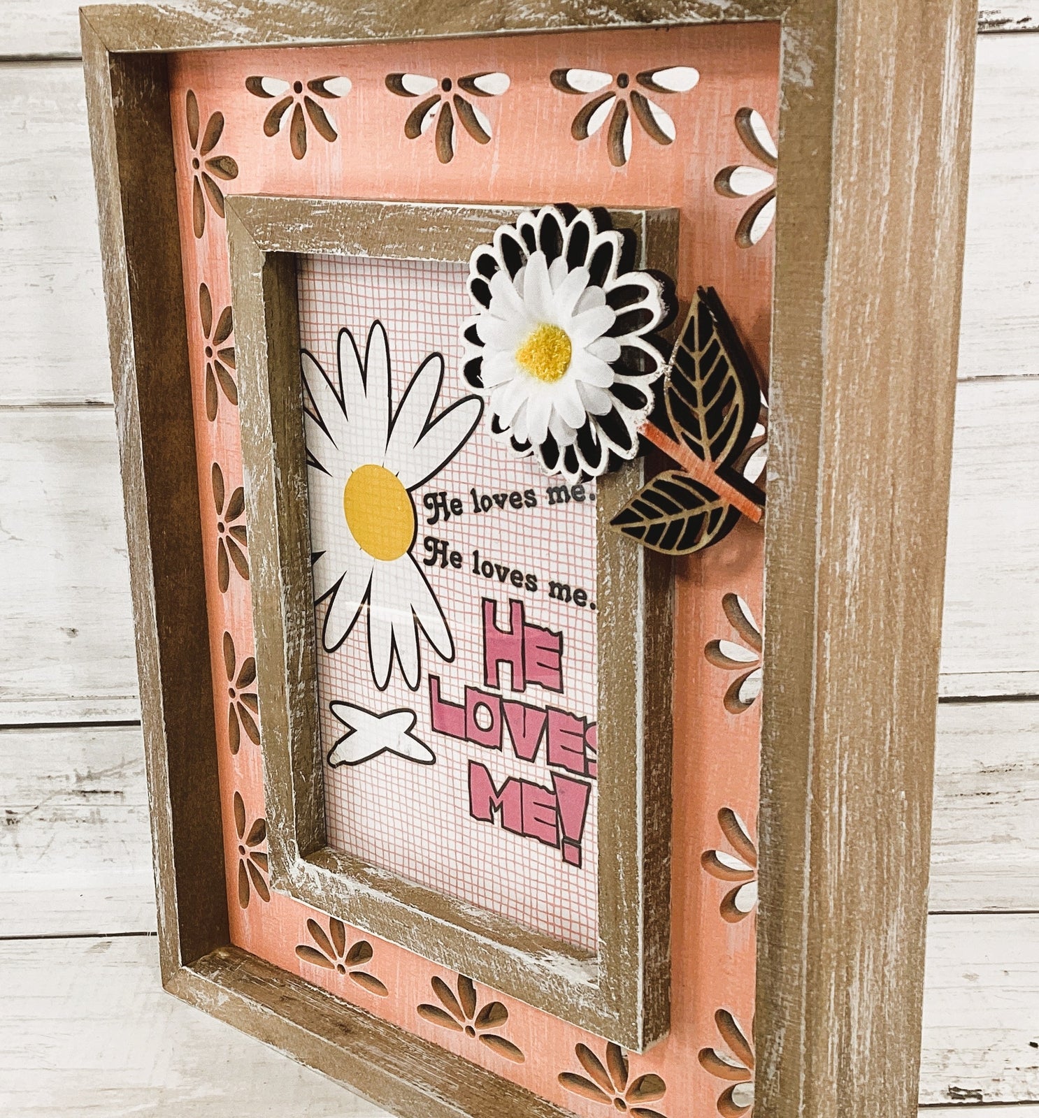 AGD Spring Decor - He Loves Me Wood Daisy Flower Cut-Out Box Sign
