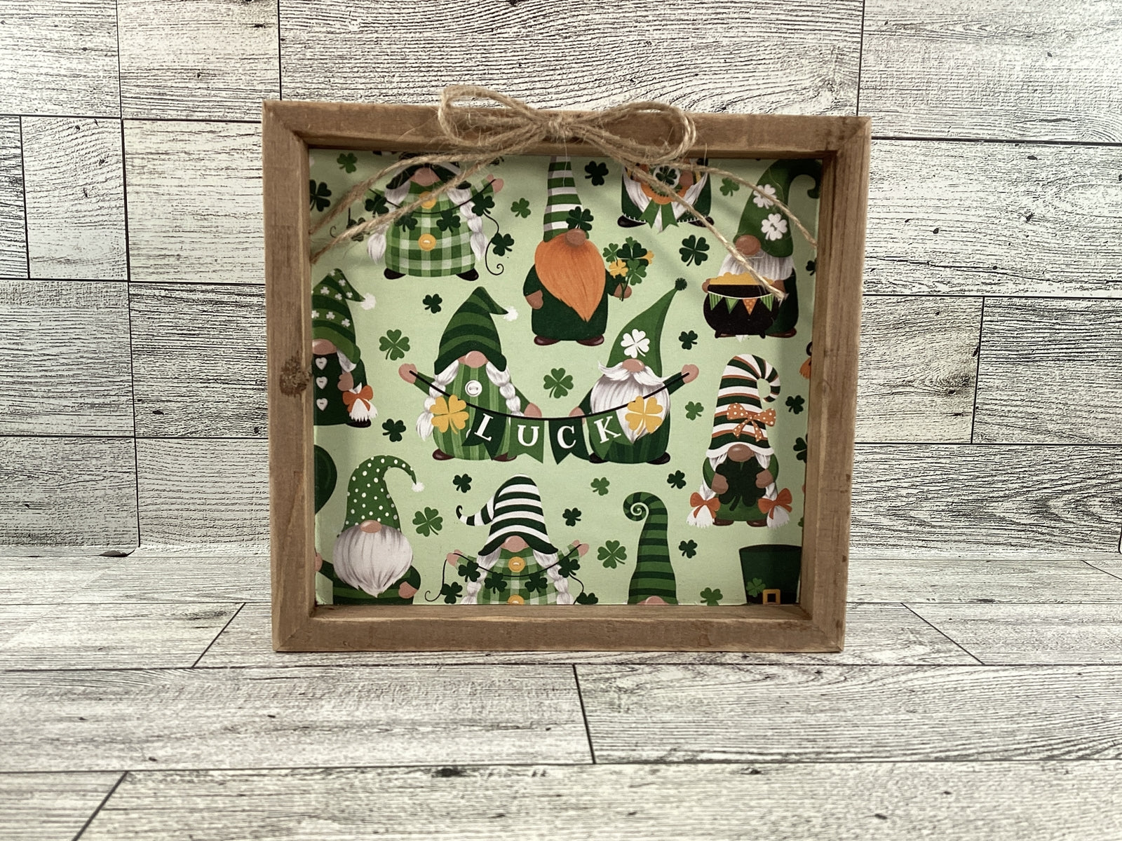 AGD St Patrick's Decor - Lucky Irish Gnome Chunky Wagon Inset Sign 2pc Set