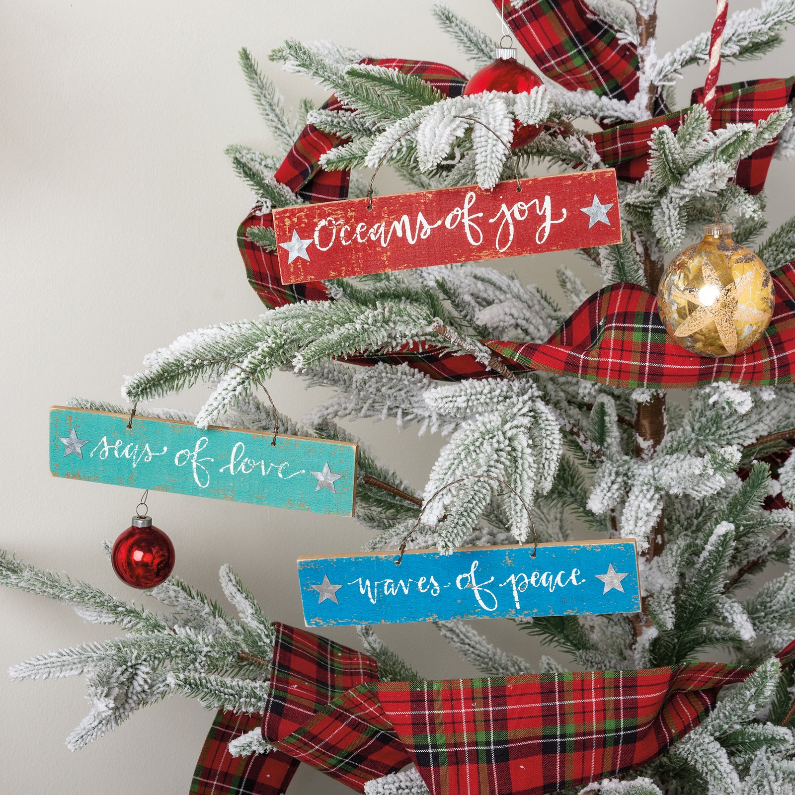 PBK Christmas Decor - Seas Oceans Waves Beach Theme Ornaments 3pc