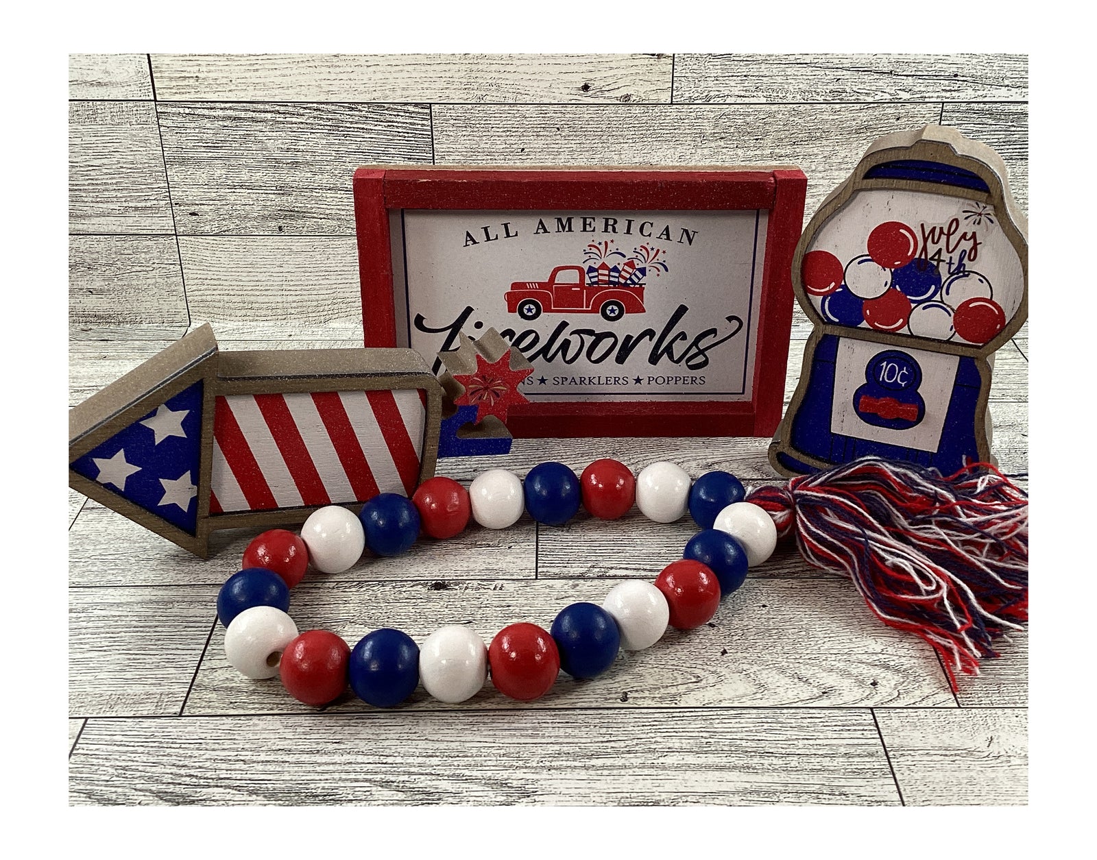 AGD Patriotic Decor - Gumball Firecracker Truck Sign Garland Tier Tray 4pc