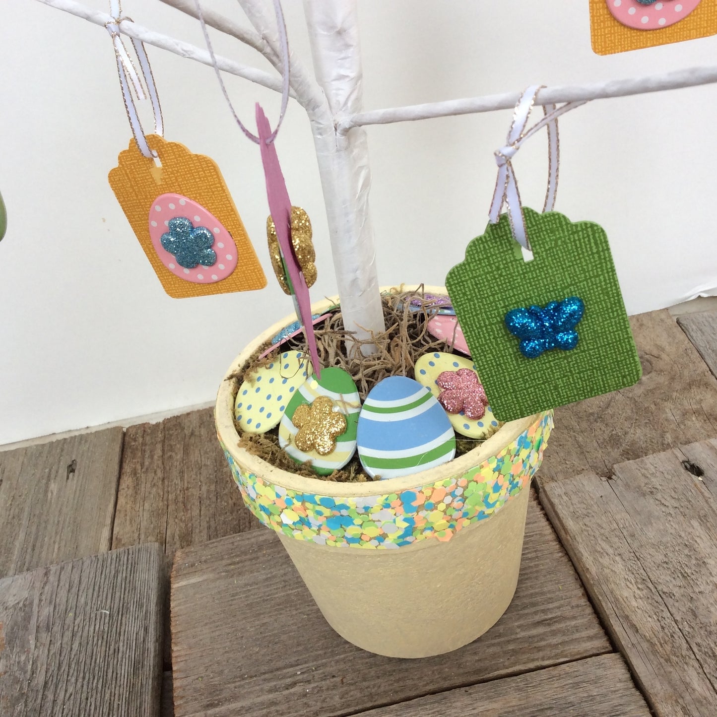 AGD Easter Decor - 2ft White Wire Tree with Ornaments #68