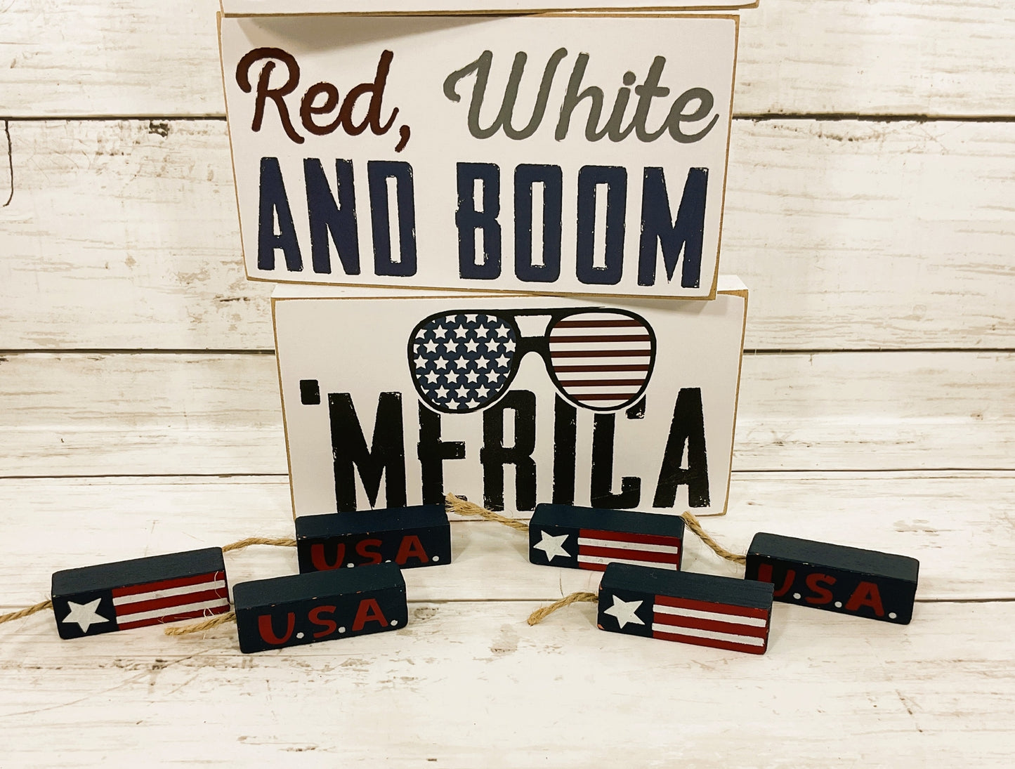 CWI Patriotic Decor - 'Merica Fireworks Boom Signs 3pc