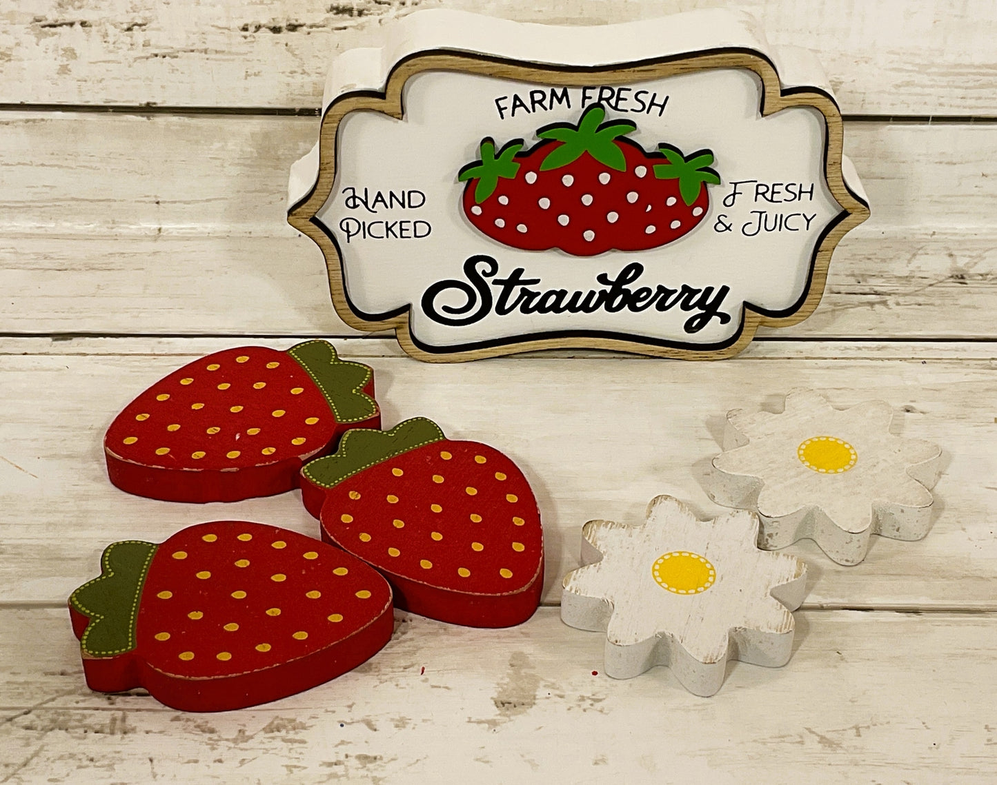 HL Summer Decor - Wood Strawberry Daisy Tier Tray Decor 6pc