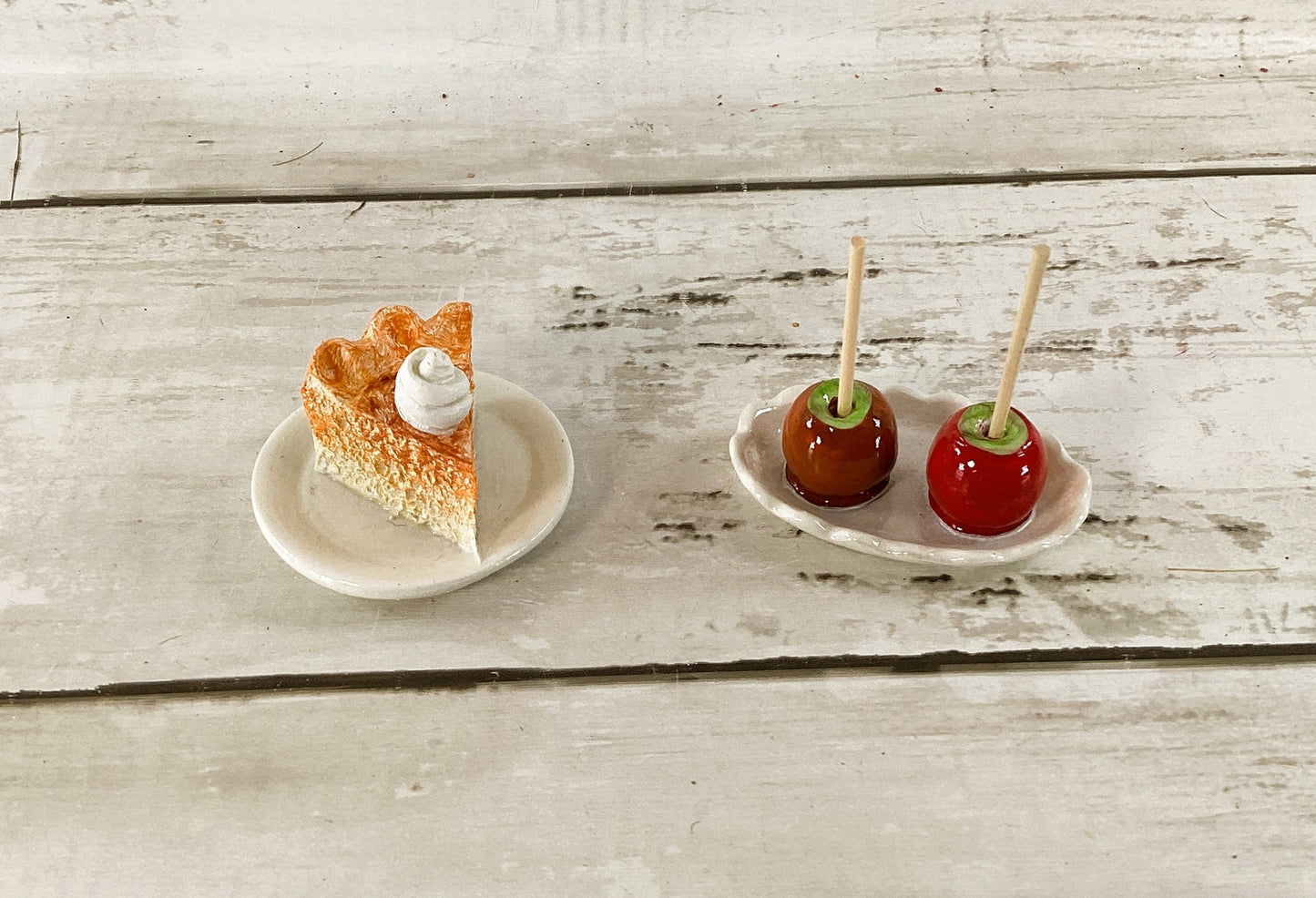 Ashlands Fall Decor - Resin Fairy Garden Pumpkin Pie Caramel Apples 2pc