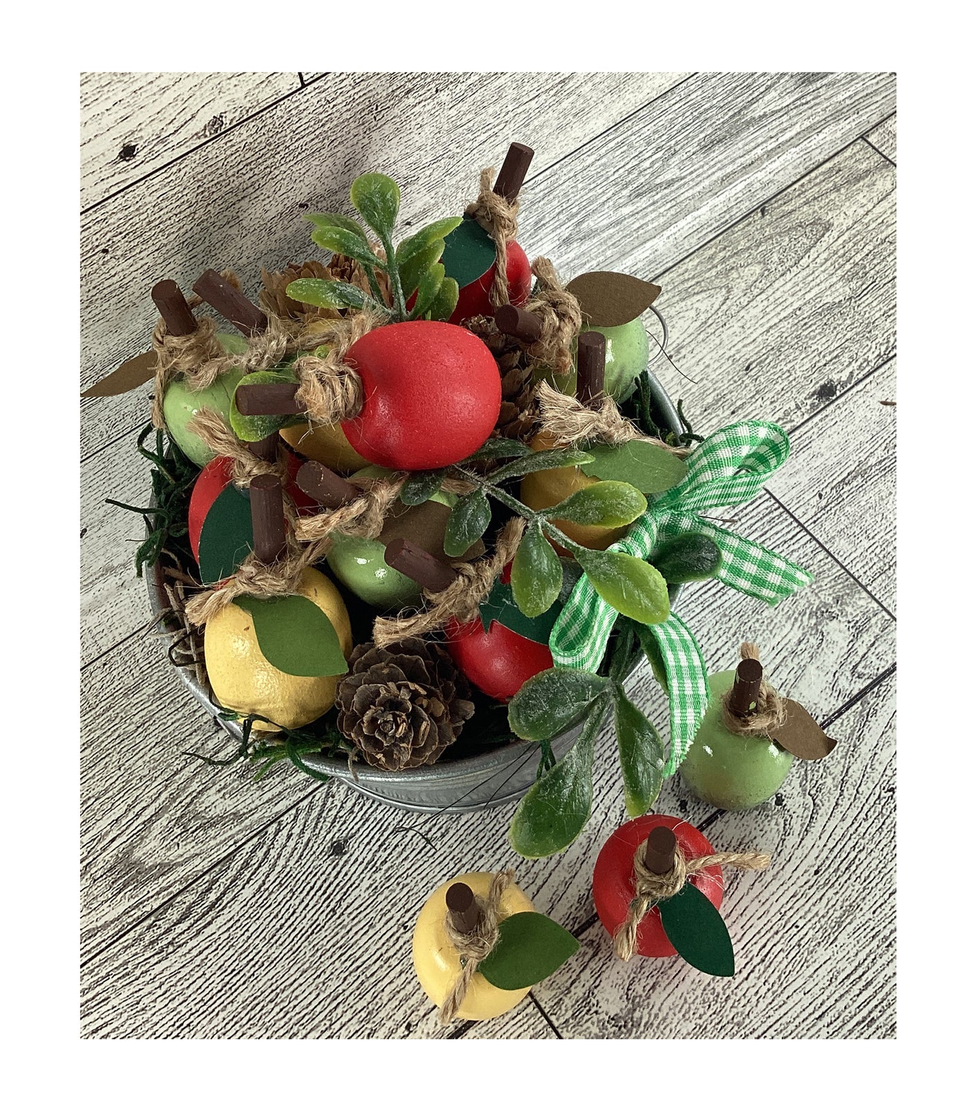 AGD Fall Decor - Green Yellow Red Wood Apple-Shape Theme Galvanized Tub Display