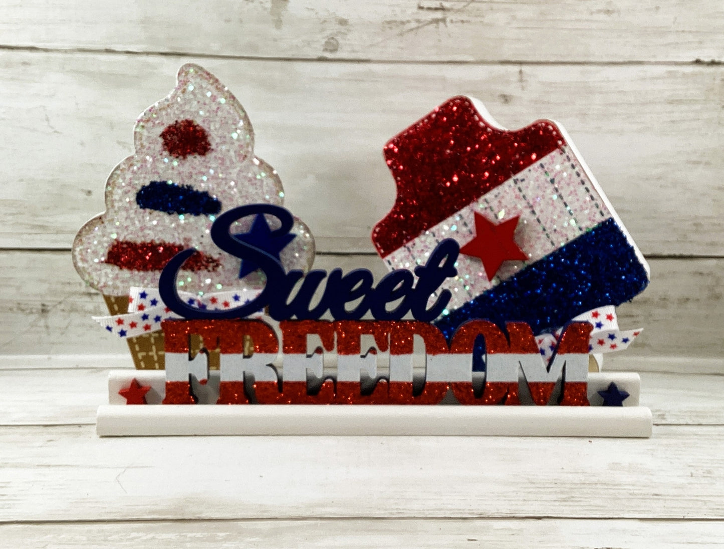 AGD Patriotic Decor - Popsicle Cupcake Sweet Freedom 3pc Tier Tray