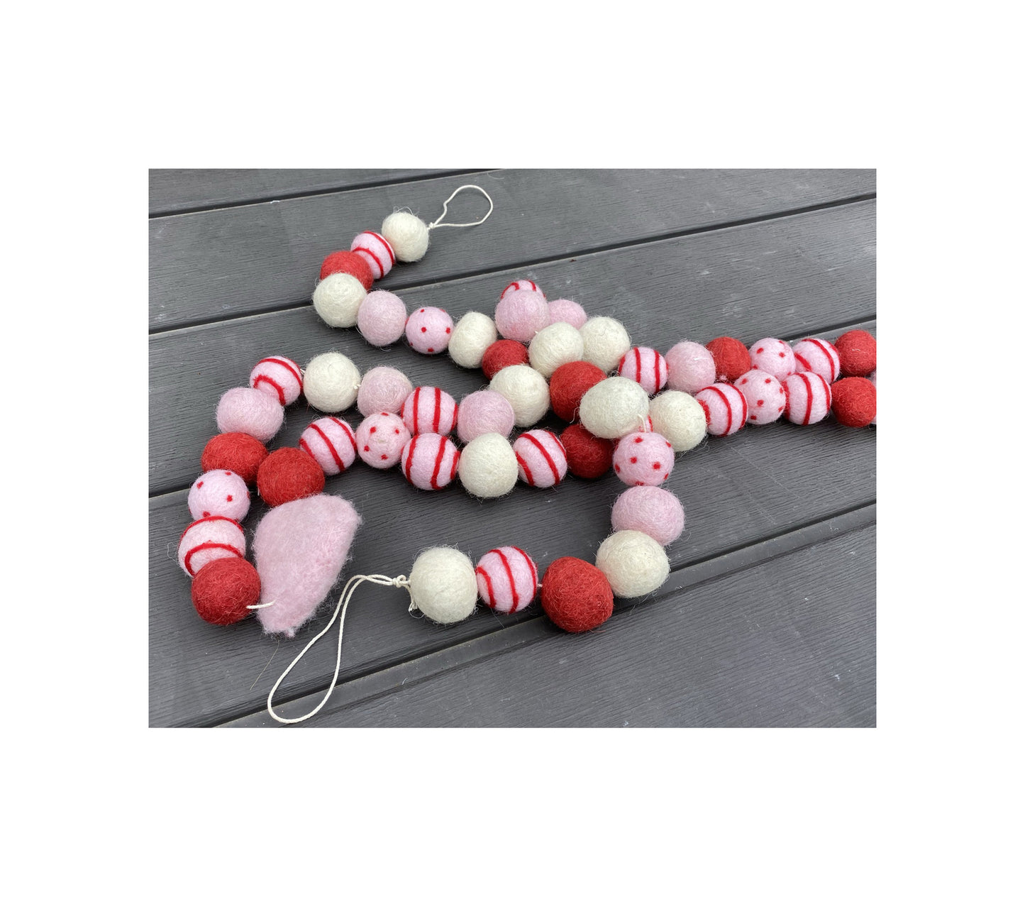 AGD Valentines Decor - Felt Balls and  Felt Heart Garland 5ft