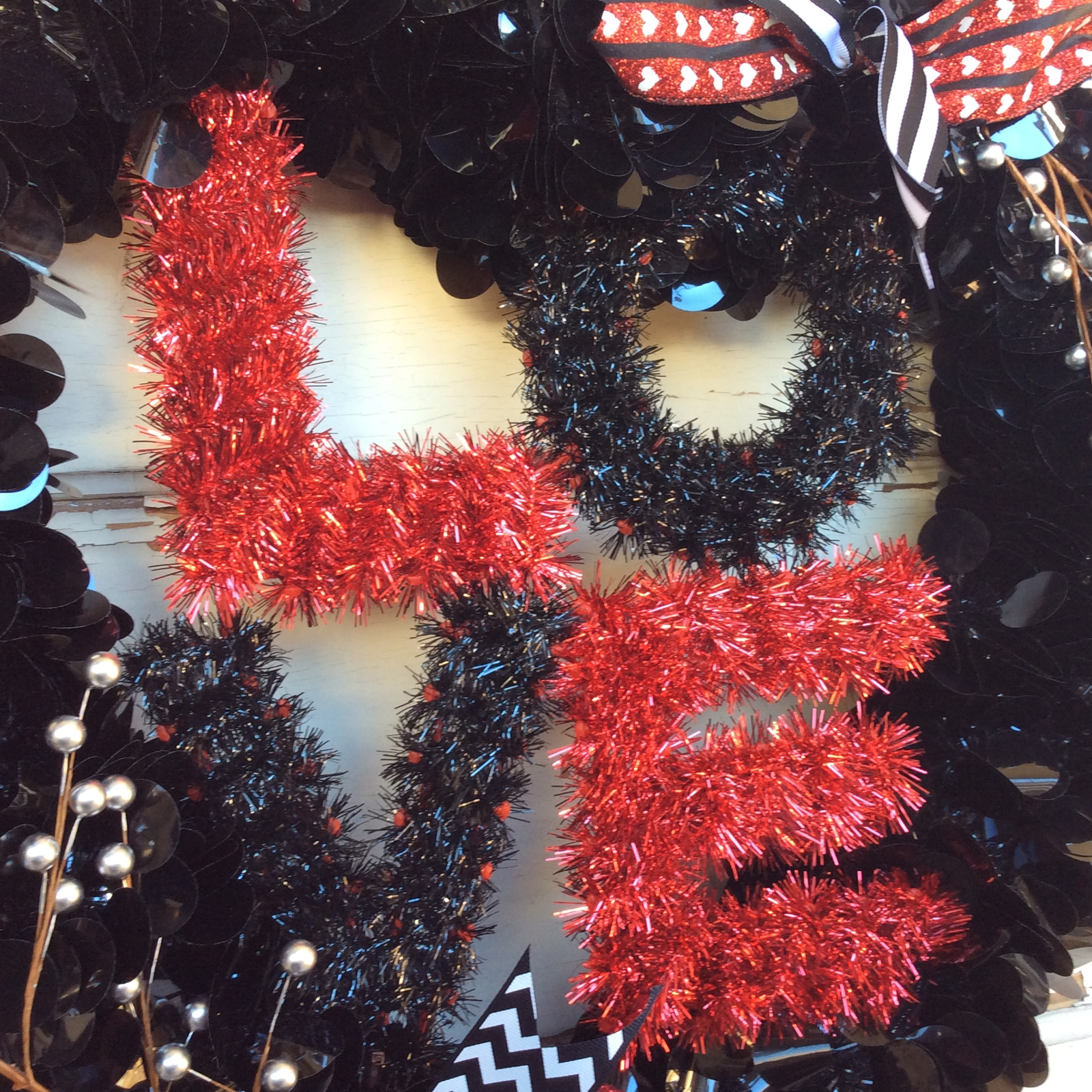 AGD Valentines Decor - Black and Red LOVE Jumbo Tinsel Wreath