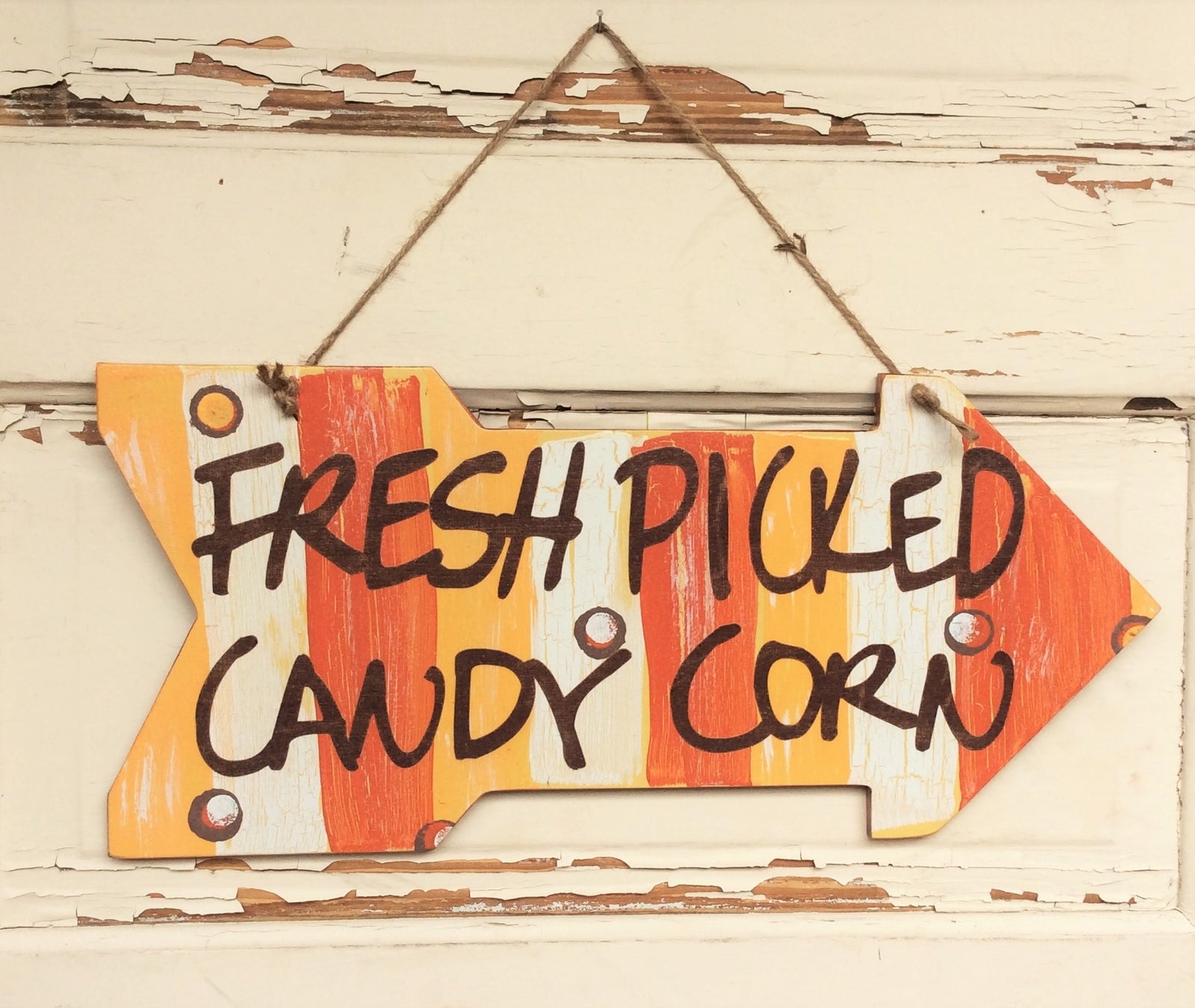 AG Designs Halloween Decor - Arrow Plaque Fresh Picked Candy Corn #82423