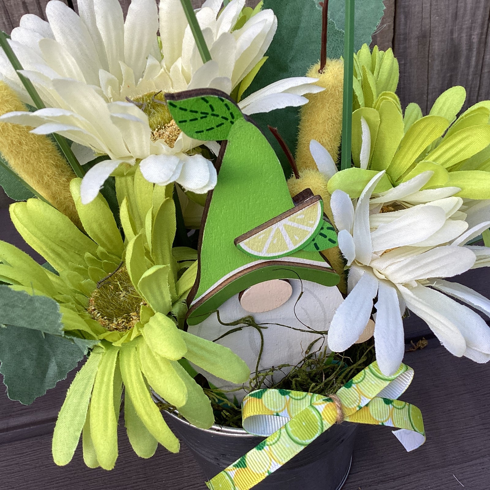 AGD Summer Decor - Green Lime Gnome Galvanized Floral Display