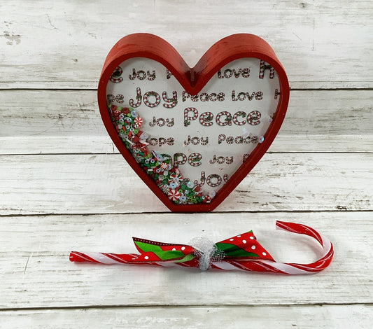 AGD Christmas Decor - Candy Cane Chunky Heart Wood Dry Shaker