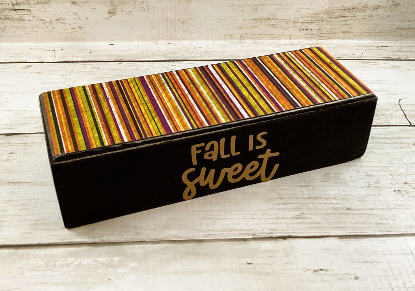 AGD Fall Decor - Peeking Sweet Scarecrow Trick Treat Witch Chunky Display