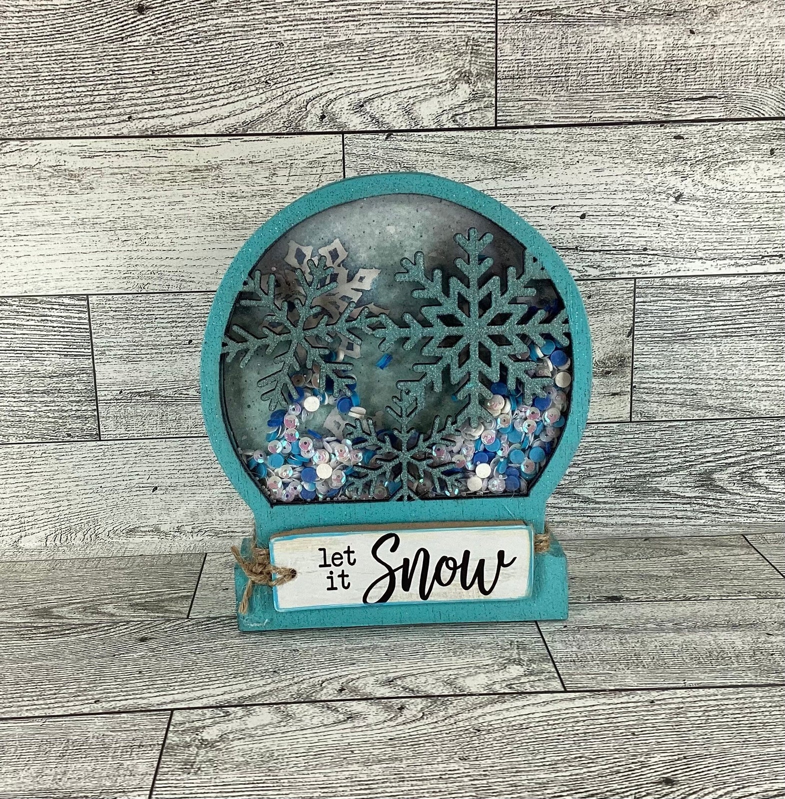 AGD Christmas Decor -  Let it Snow Snow Globe Chunky Wood Shaker