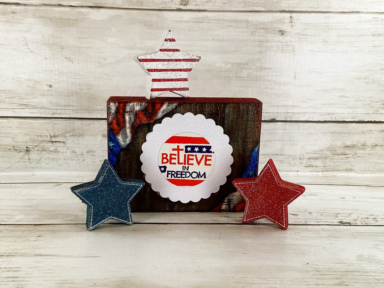 AGD Patriotic Decor - July 4th Believe Freedom Tier Tray Sign & Stars