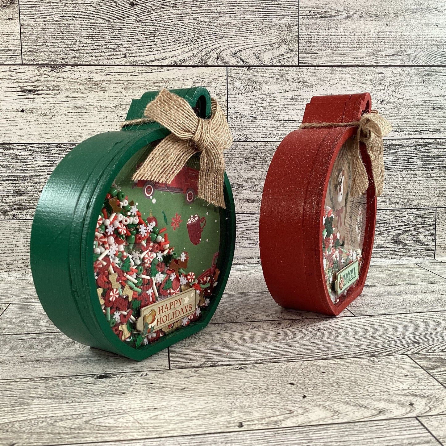 Christmas Decor -  Ornament Shape Chunky Wood Dry Shaker 2pc Set