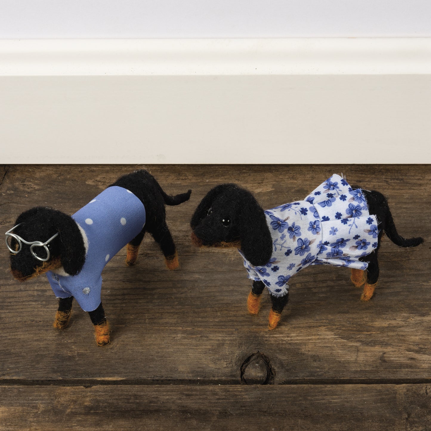 PBK Pet Decor - Summer Spring Fashion Diva Felt Dog Couple