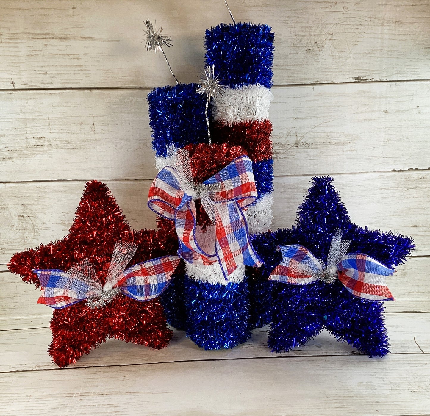AGD Patriotic Decor - July 4th Home Brave Tinsel Firecracker Party Supply