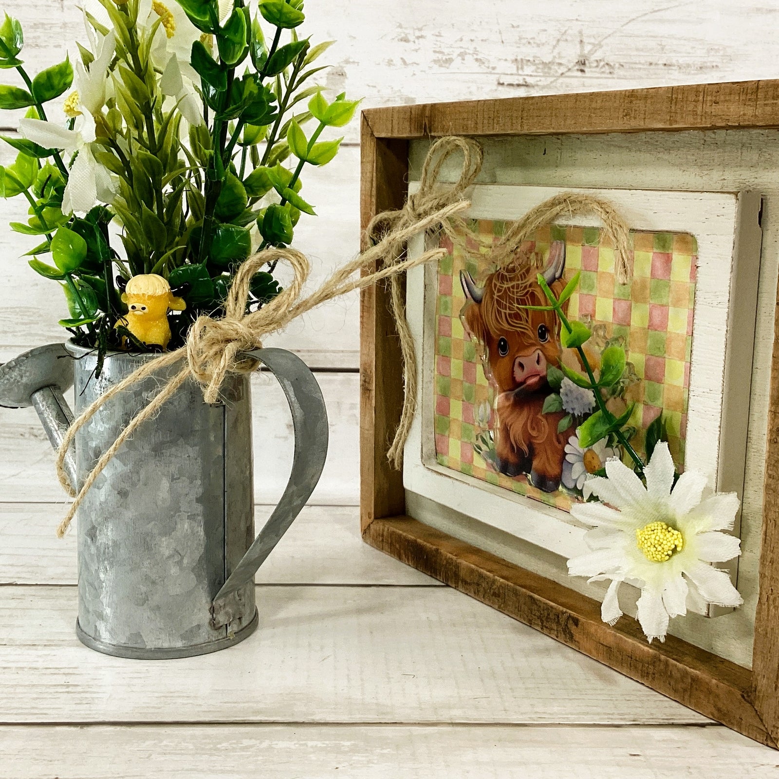 AGD Spring Decor - Daisy Sunshine Highland Cow Water Can Floral 2pc