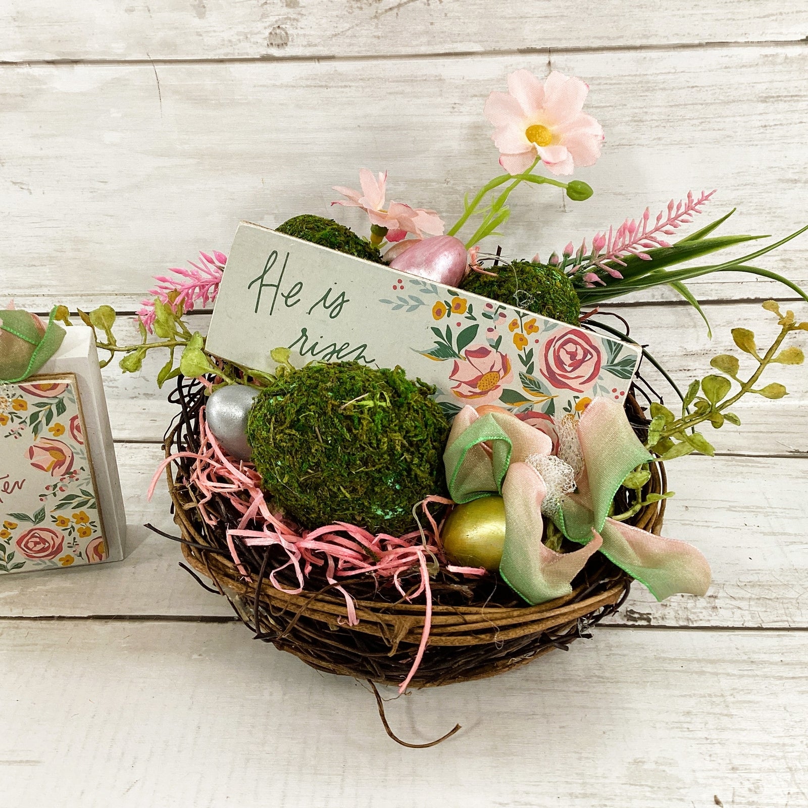 AGD Easter Decor - He Is Risen Happy Easter Floral Birds Nest Display