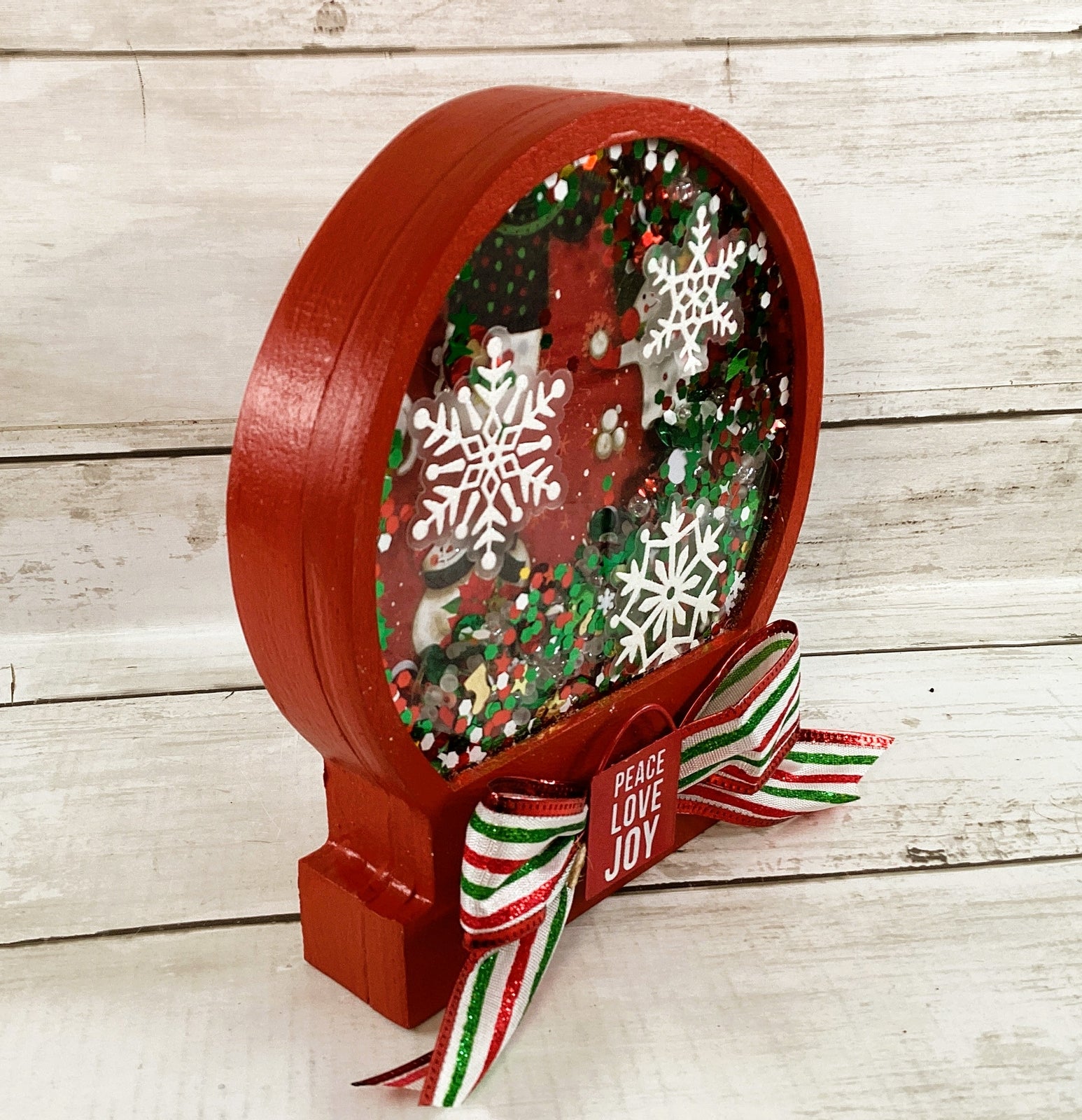 AGD Christmas Decor - Season Greetings Snow Globe Chunky Wood Shaker