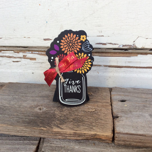 AGD Fall Decor - Give Thanks Mason Small Mum SMALL Sign Display