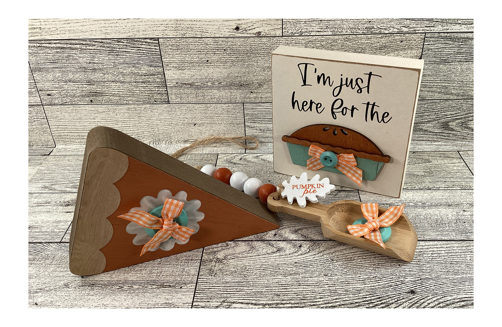 AGD Fall Decor - Pumpkin Pie Slice  Sign Spoon Garland 3pc Set