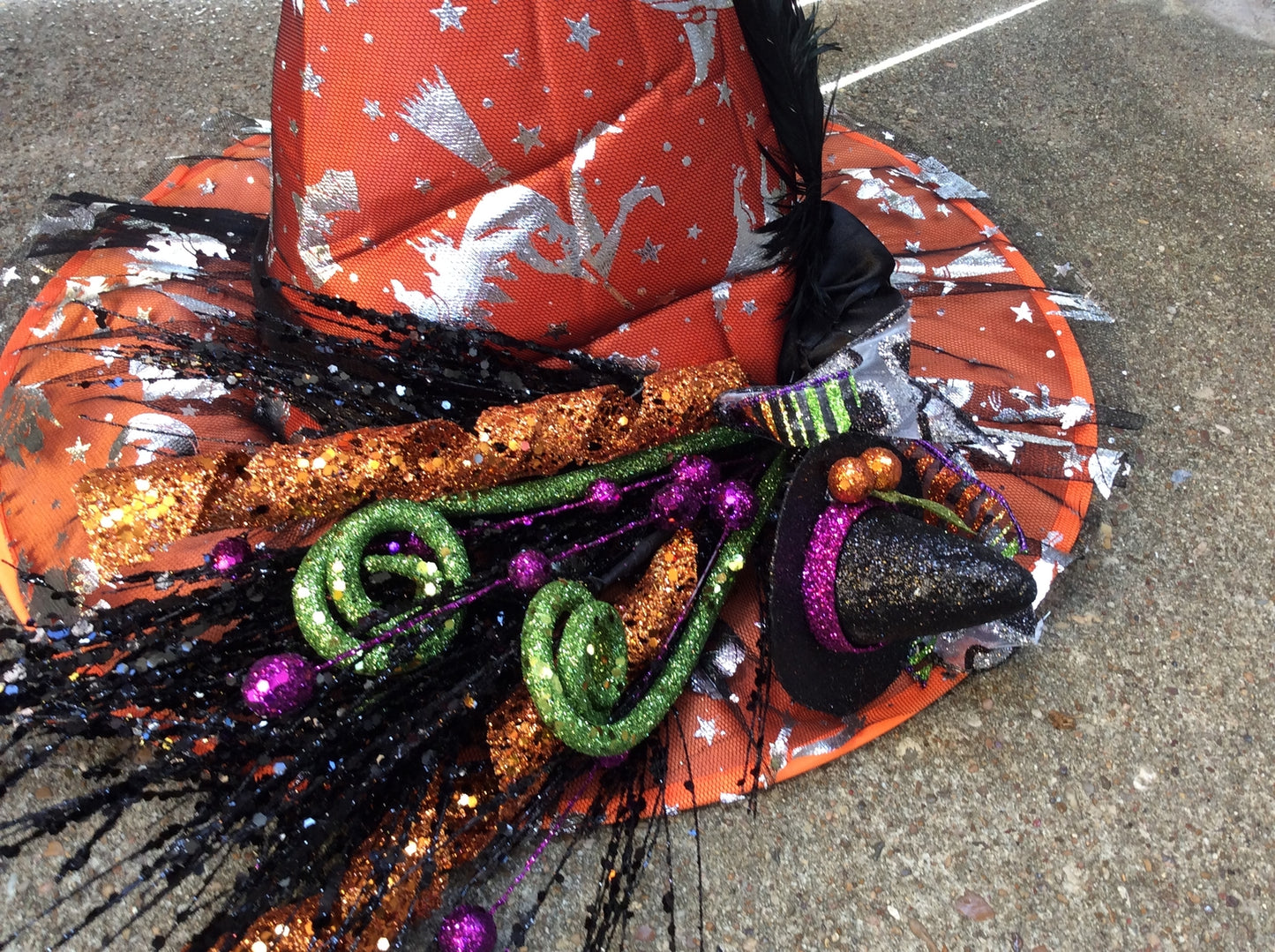 AGD Halloween Decor - Orange Laced Witch Hat Centerpiece w/Lights