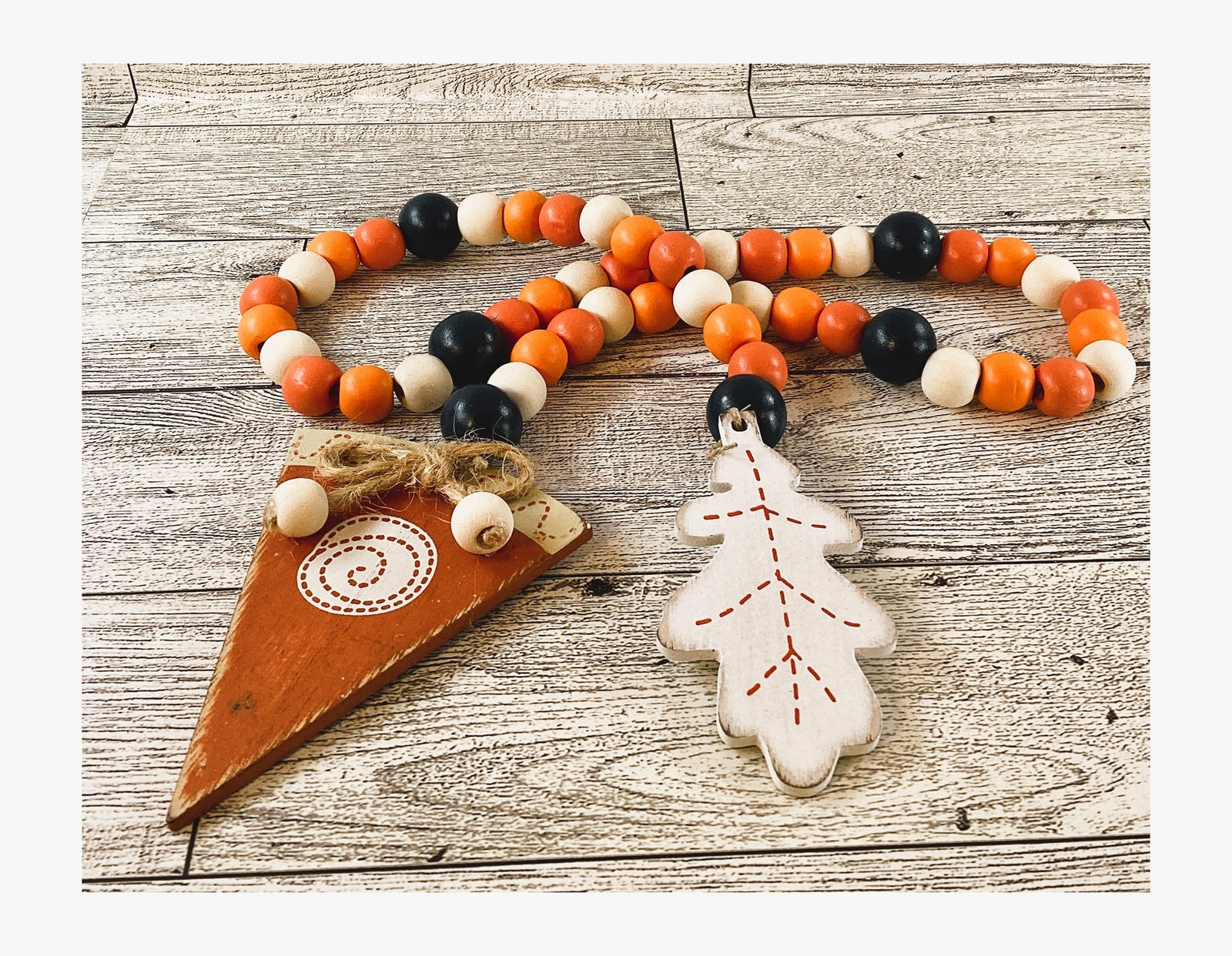 AGD Multi Color Plaid Pumpkin Fall Vibes Sign & Garland Tier Tray