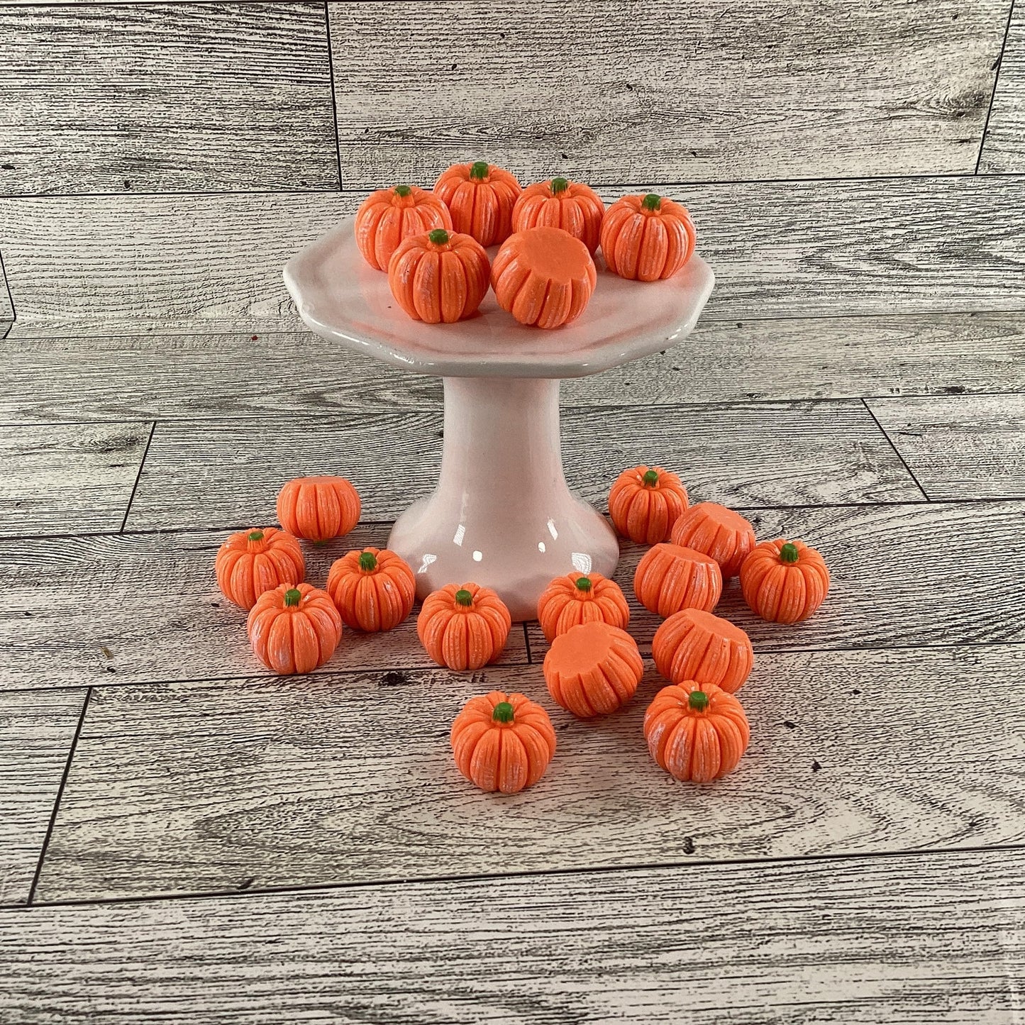 Craft Supply - Fairy Garden Miniature Artificial FAKE Resin Orange Pumpkins