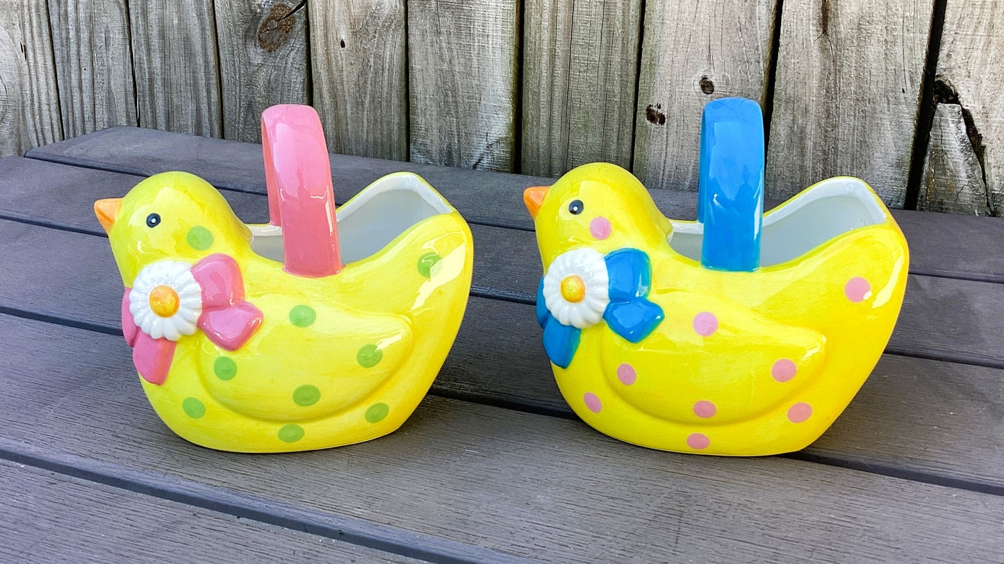 HL Easter Decor - Ceramic Dolomite Chick Floral Candy Basket